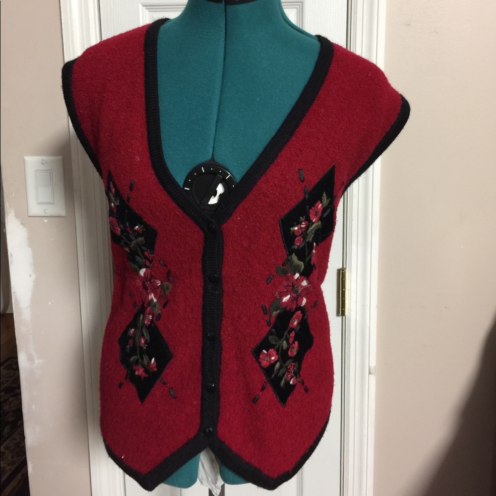 KORET, prefect gift for Christmas, 37% wool  vest
